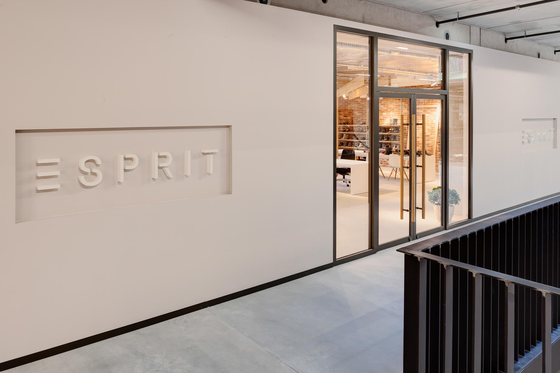 Esprit Showroom Mainhausen